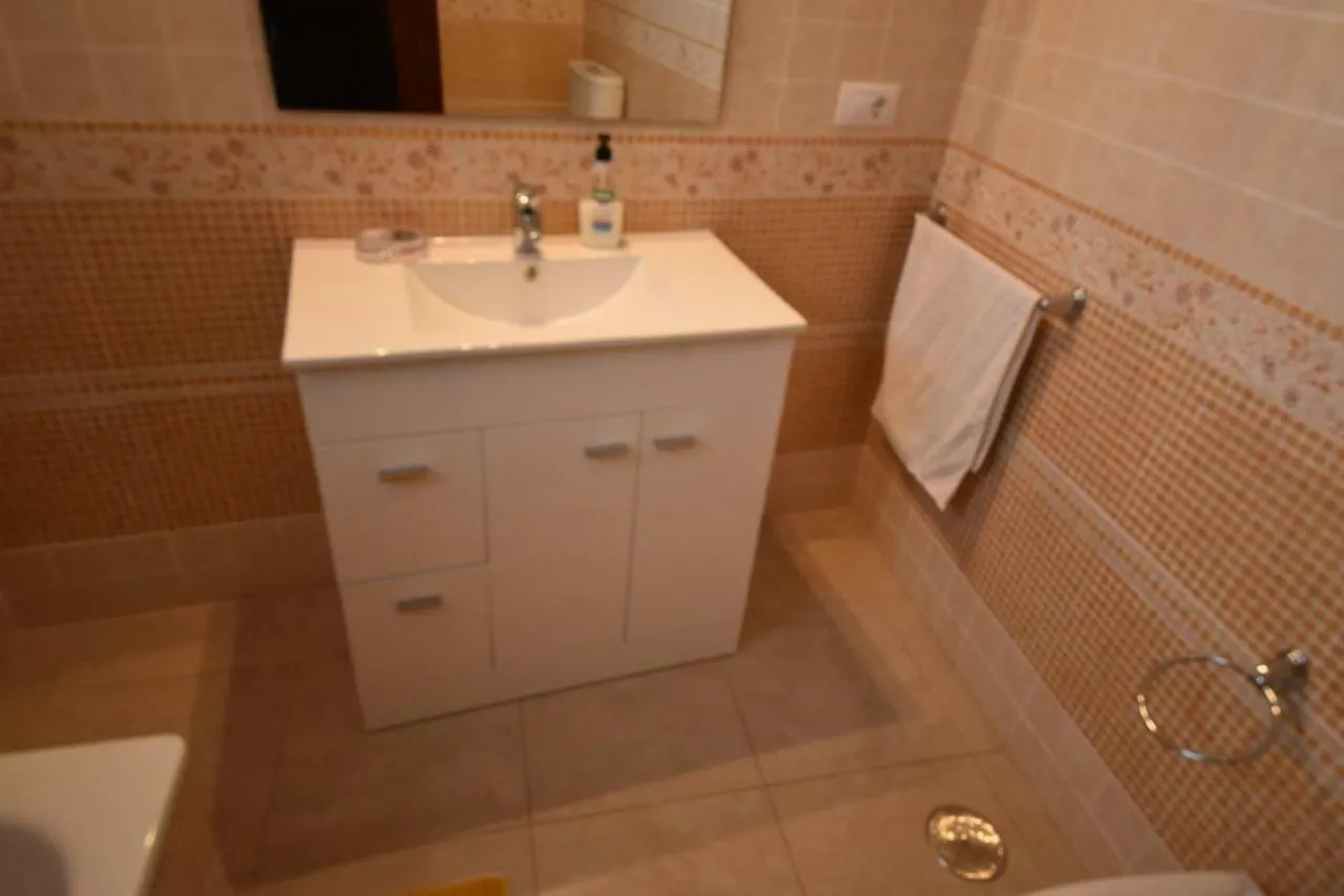 Villa Tonelero piscina privada climatizada y jardín Gáldar España